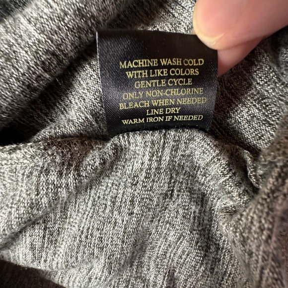 Lee Womens 2X Gray Long Sleeve Top With Twist Front Minimalist Normcore Everyday - Picture 7 of 9